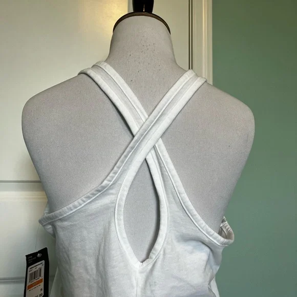 Under Armour workout top - Picture 4 of 8